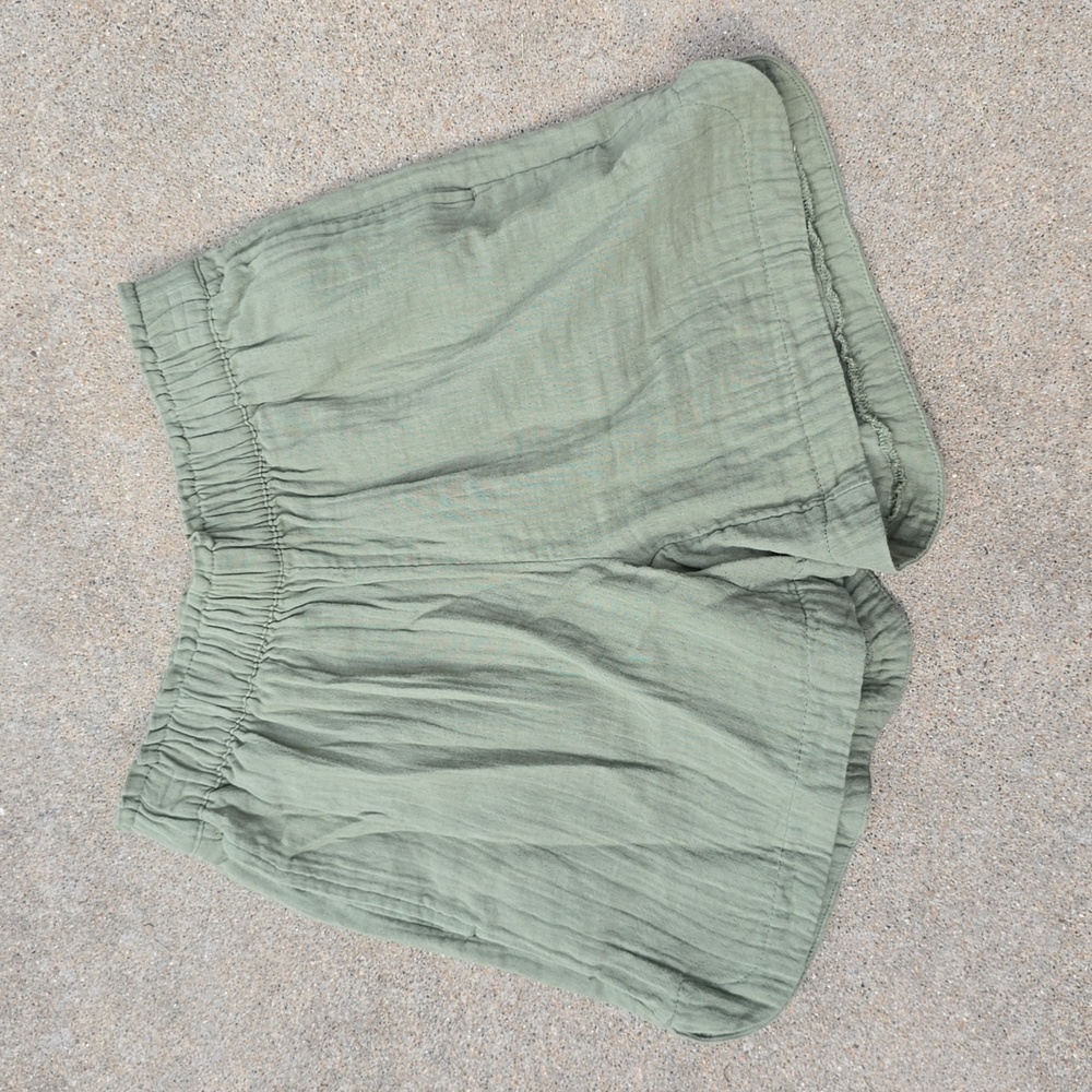 Old Navy Light Olive Green High Waist Women’s Shorts